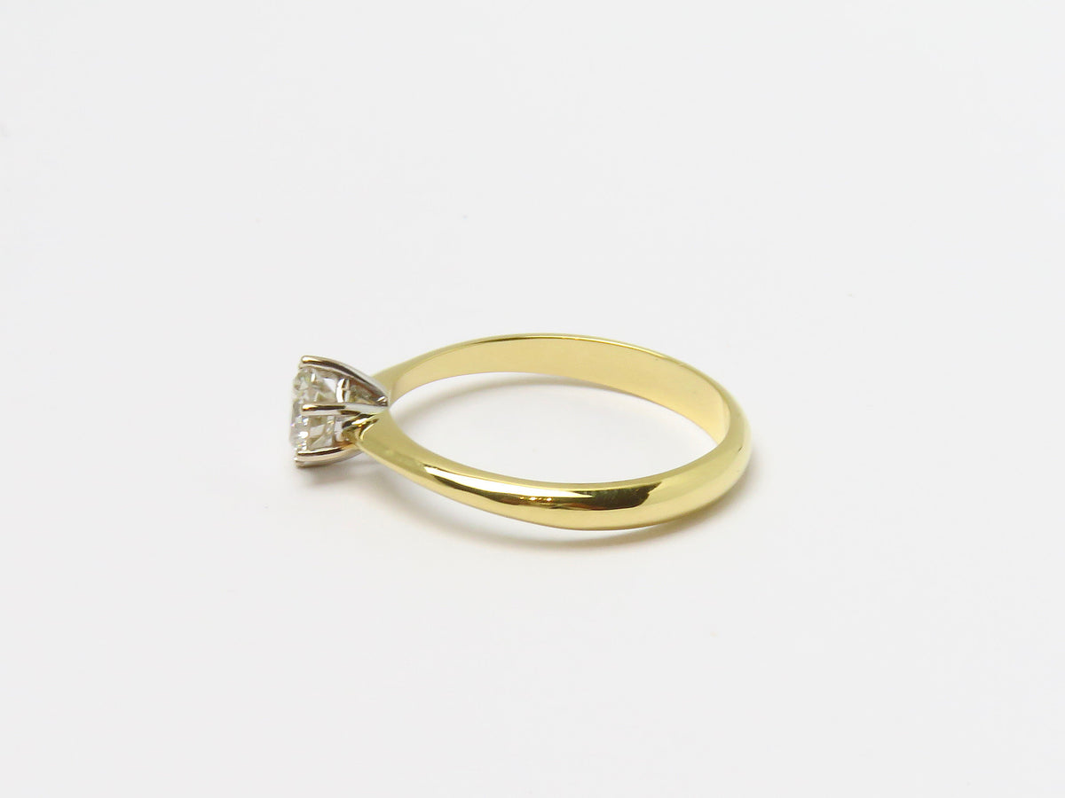 Solitaire 750 Gelbgold 0,50ct